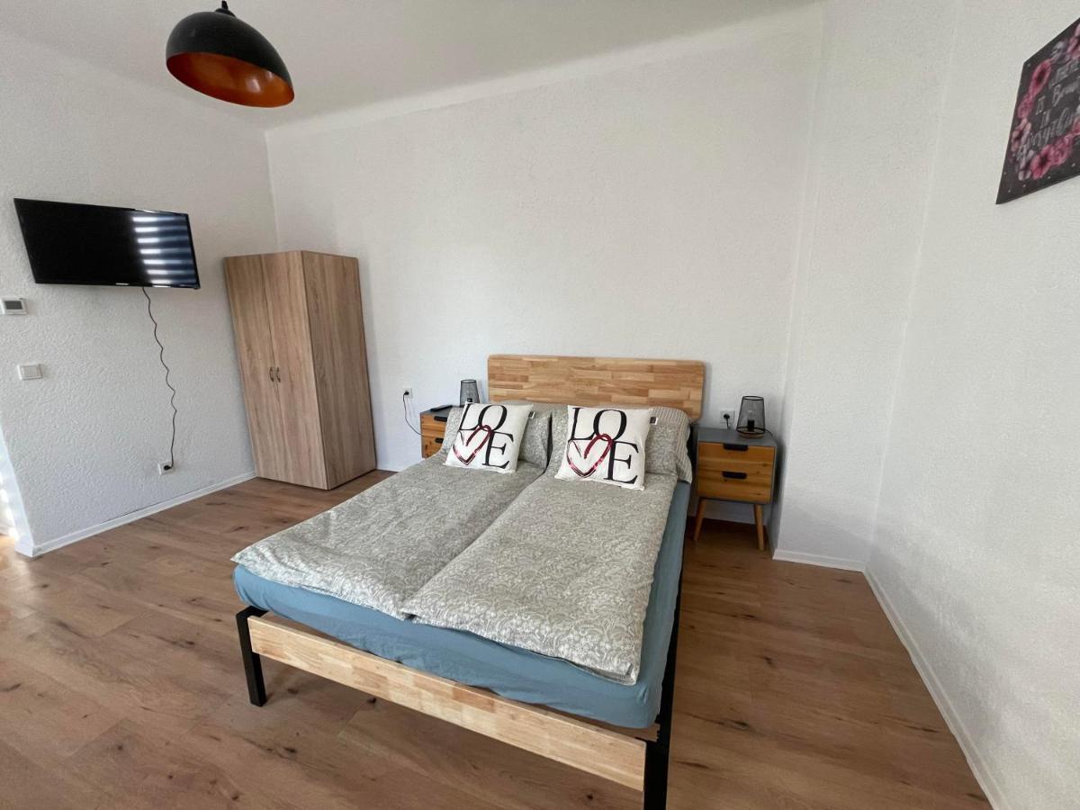 Apartment Mirabelle 2 Püttlingen Buitenkant foto